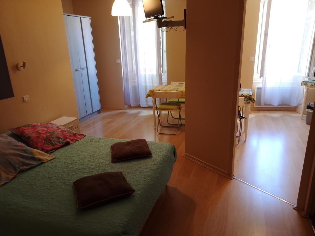 Le Moderne Veynes - Location D'Appartements A La Nuitee Luaran gambar